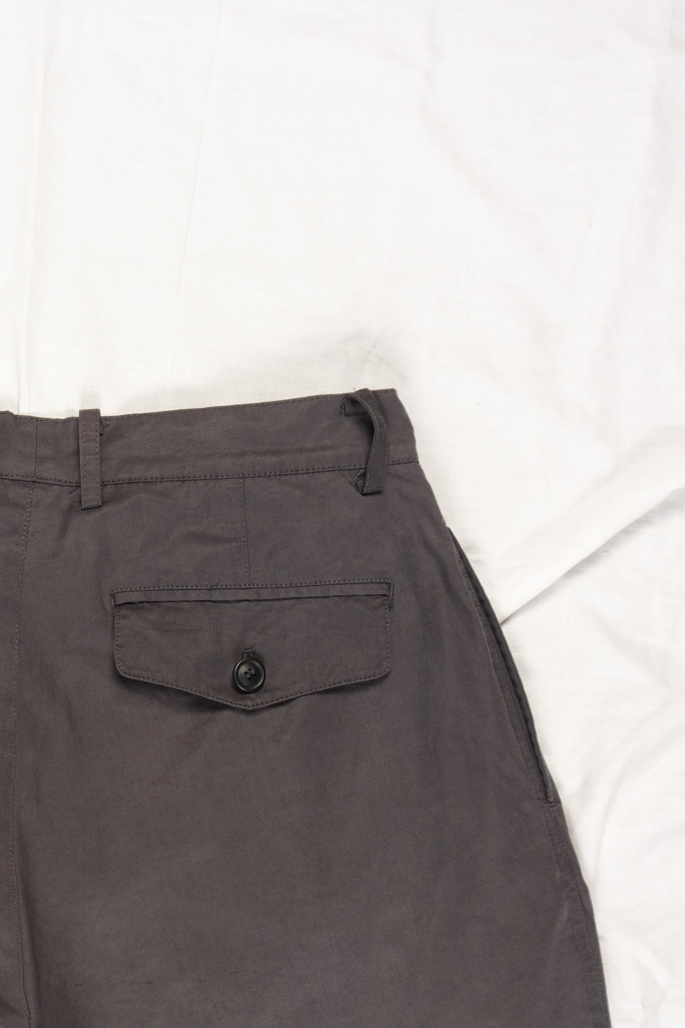 Issey Miyake Men A/W 1999 parachute pants grey – zip detail | Recente Studio
