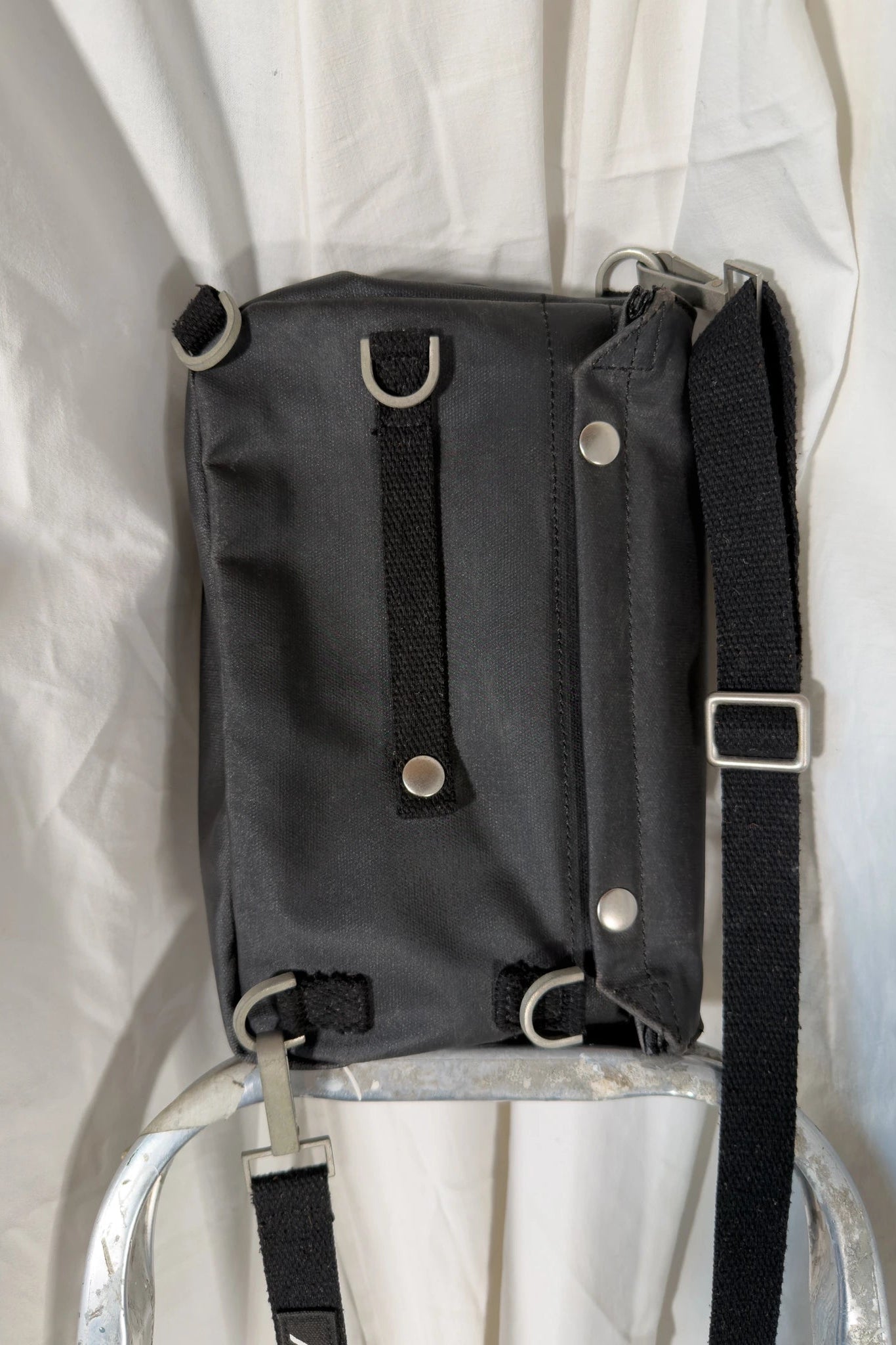 Yohji Yamamoto Ground Y shoulder bag – detail view | Recente Studio