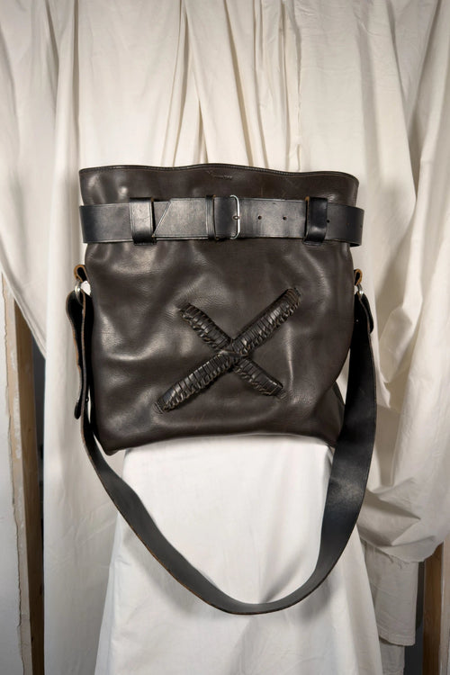 Y's Yohji Yamamoto 1990s leather belt bag – front view | Recente Studio