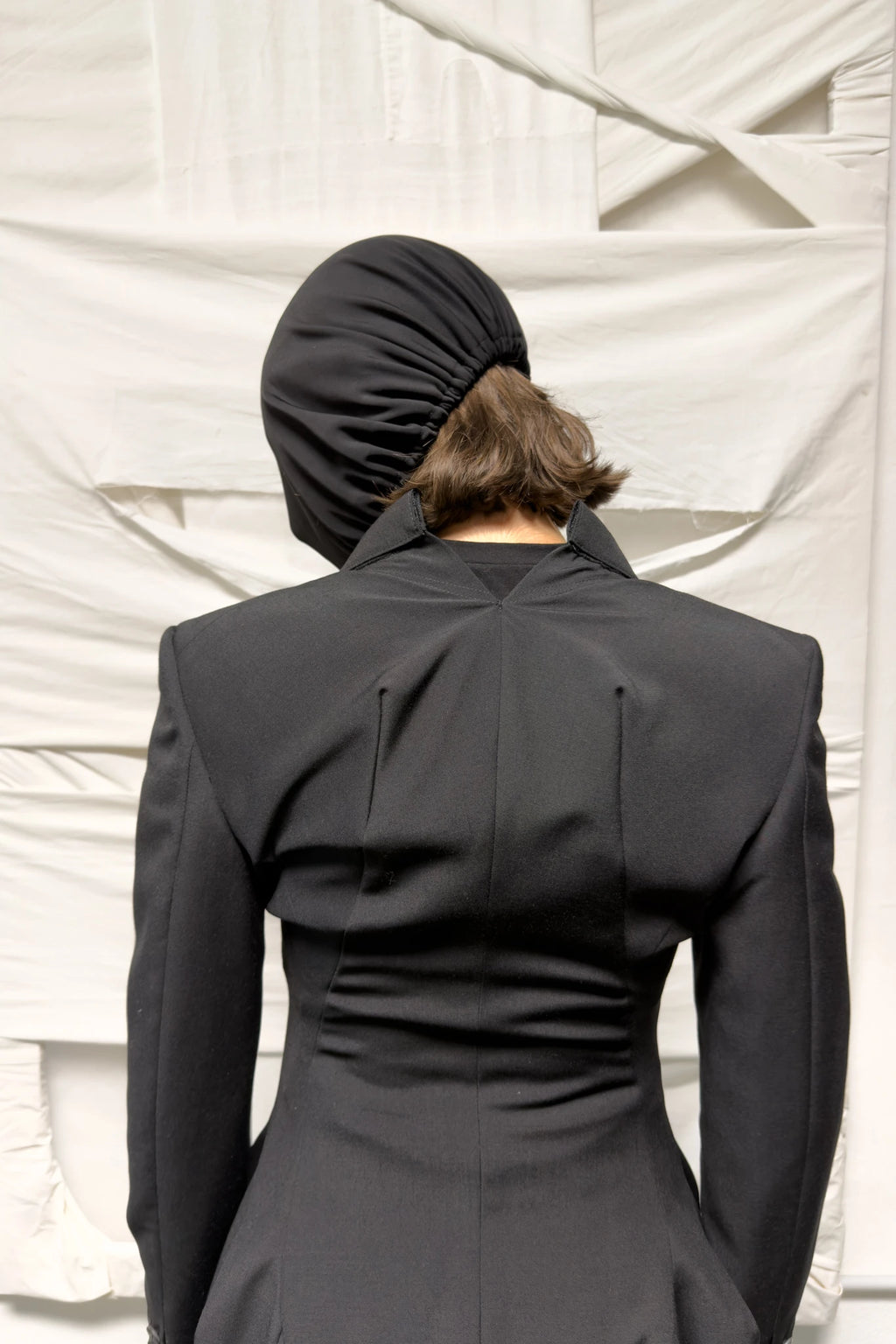 Junya Watanabe S/S 2010 asymmetrical collar coat – back view | Recente Studio