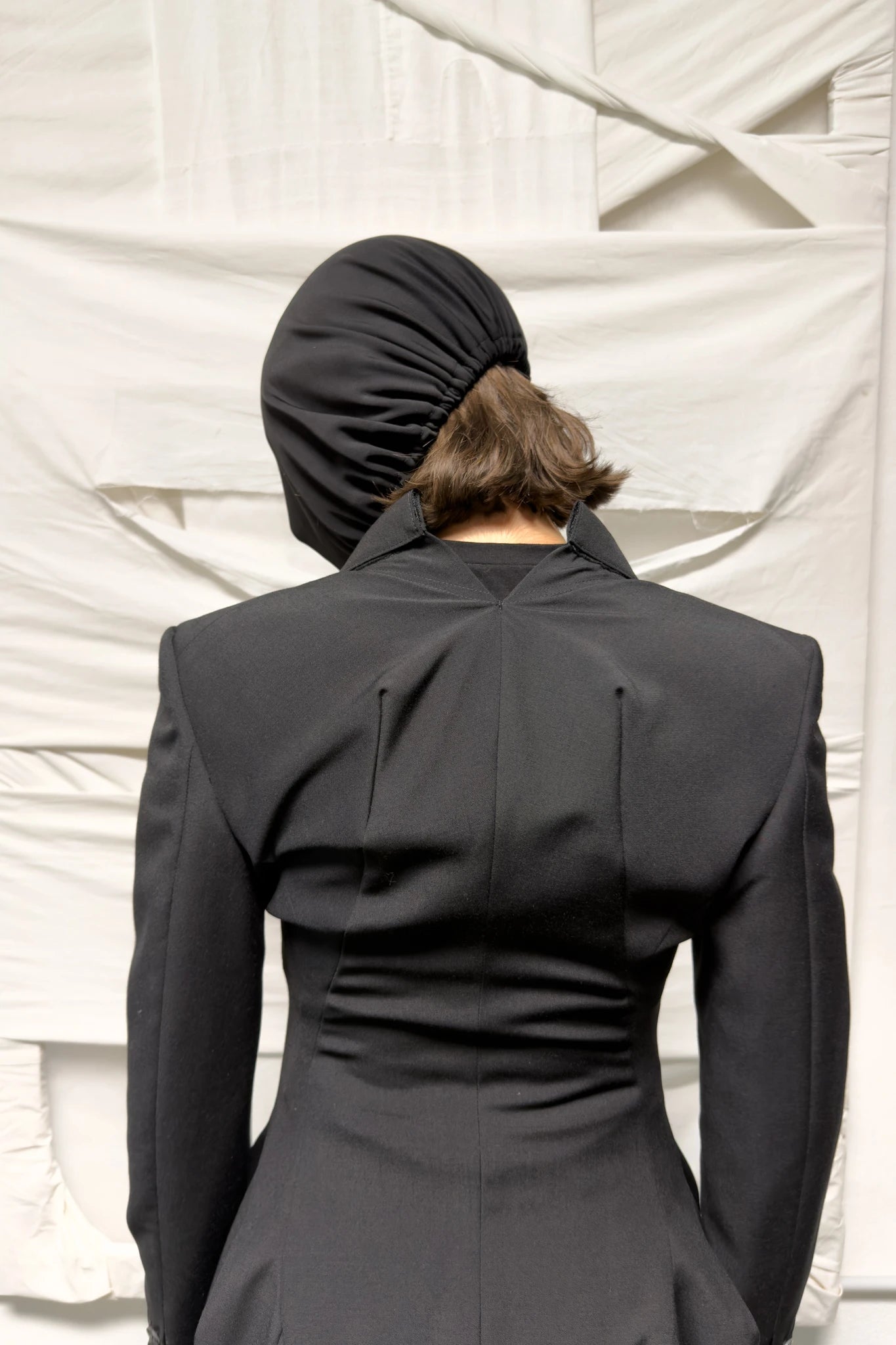 Junya Watanabe S/S 2010 asymmetrical collar coat – back view | Recente Studio