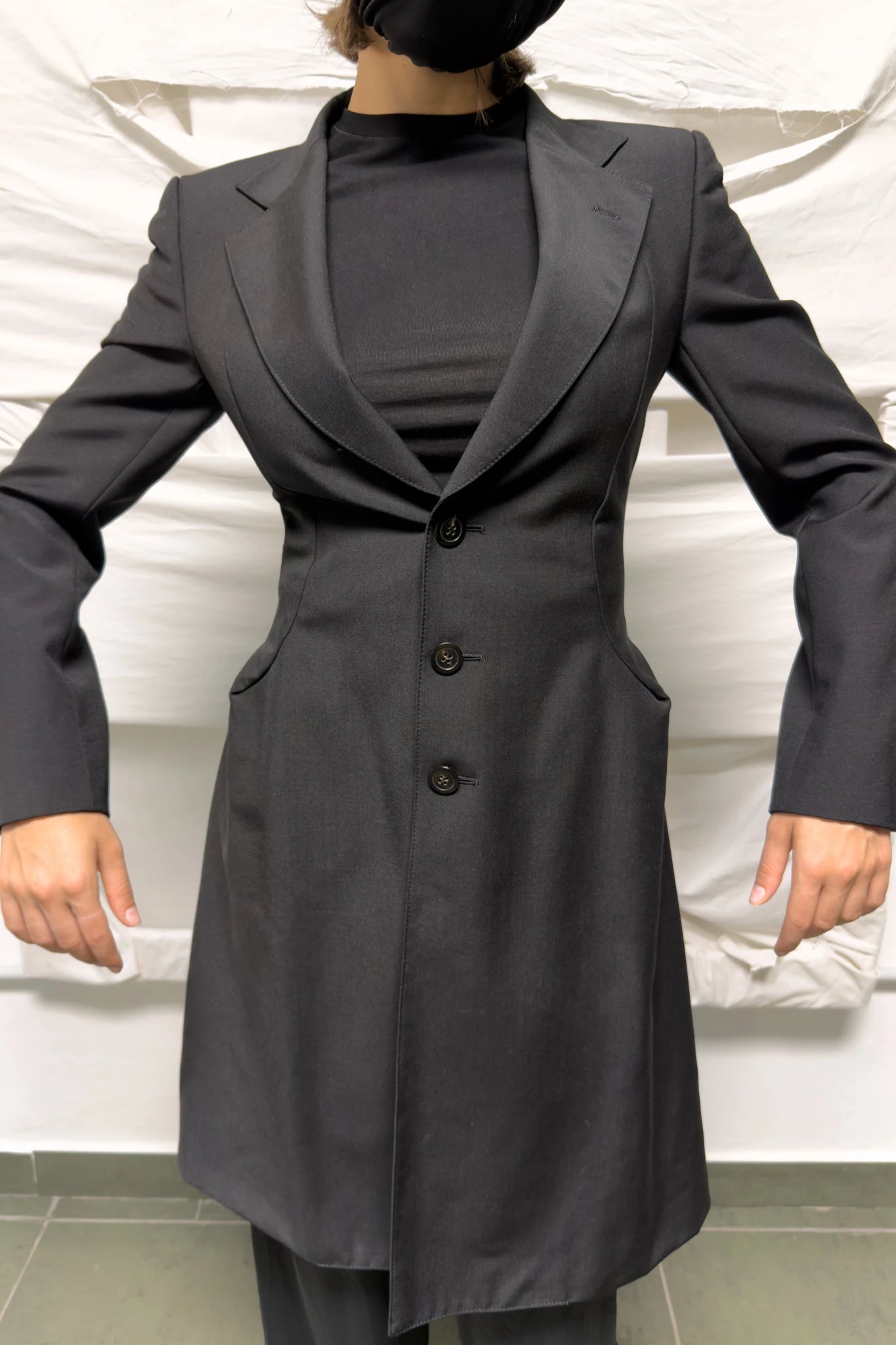 Junya Watanabe S/S 2010 asymmetrical collar coat – front detail view | Recente Studio