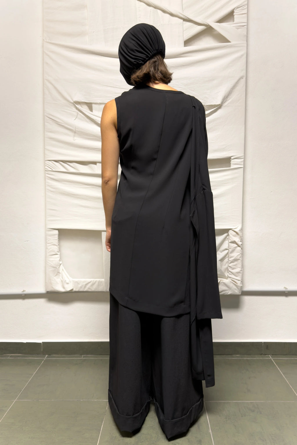 Comme des Garçons A/W 1991 asymmetrical dress – back view | Recente Studio