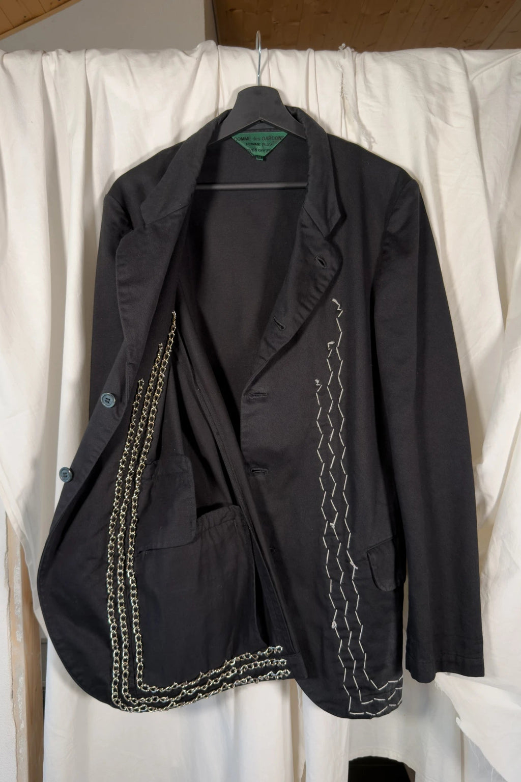 Comme des Garçons Homme Plus Evergreen chains jacket – detail view | Recente Studio