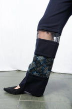 Comme des Garçons A/W 2001 floral velvet pants – floral detail | Recente Studio